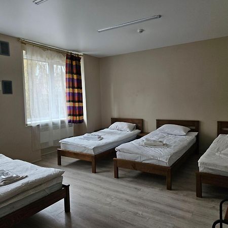 Hotel Lion Hill Leopoli Esterno foto